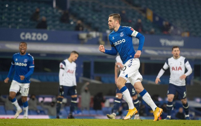 亚洲杯的竞 亚洲杯的竞